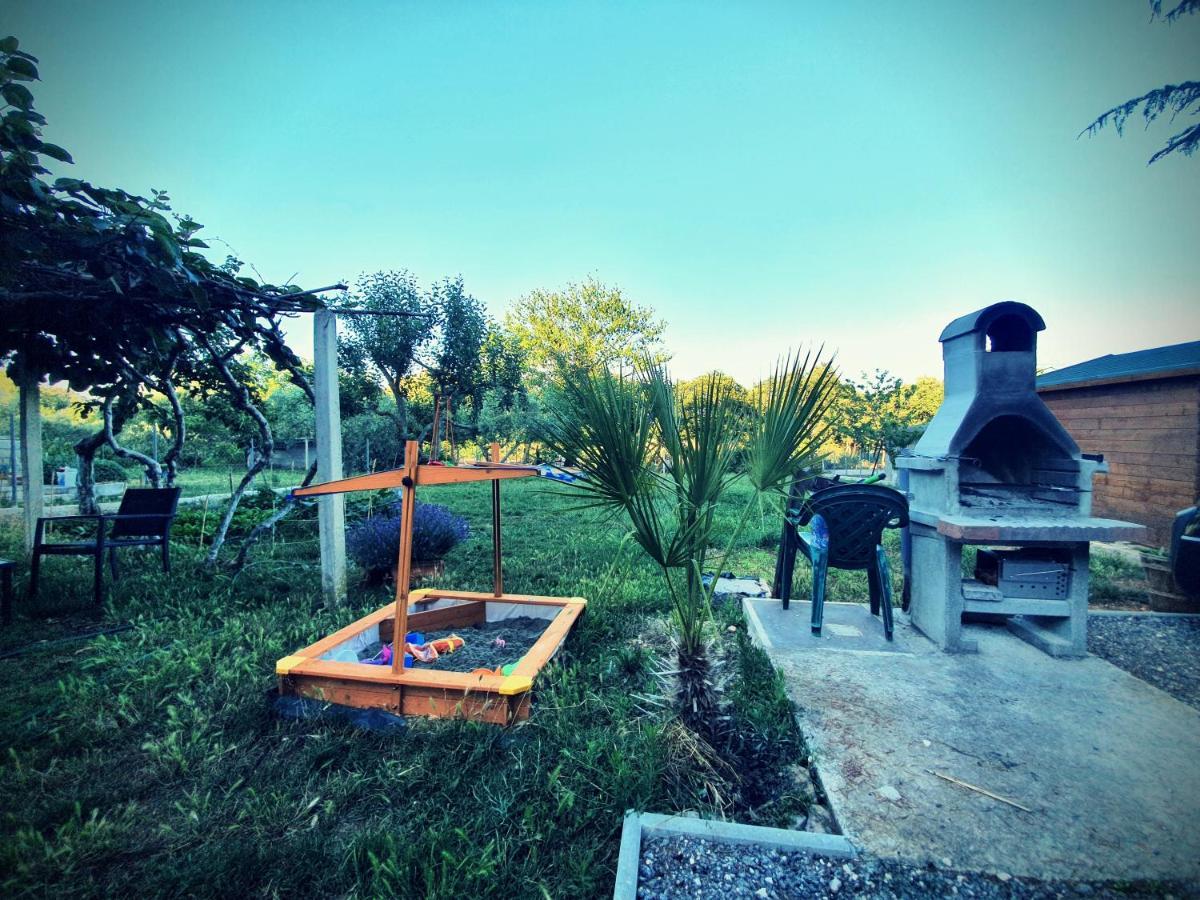 Una'S Cottage Медулин Екстериор снимка