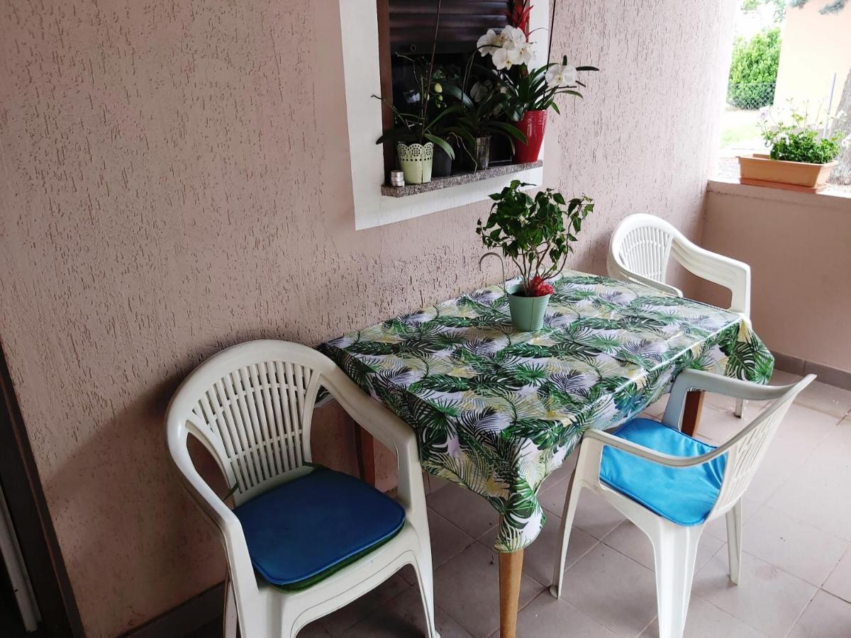 Una'S Cottage Медулин Екстериор снимка